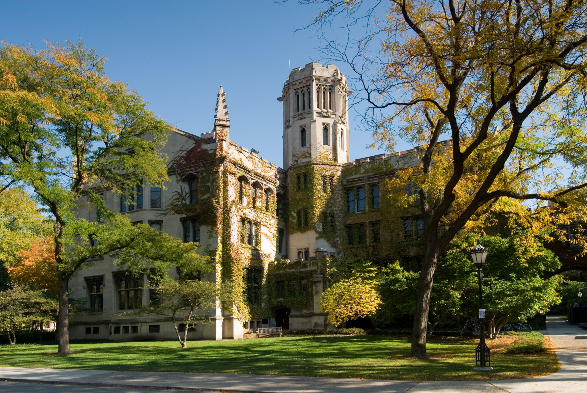 20 notable alumni of chicago university