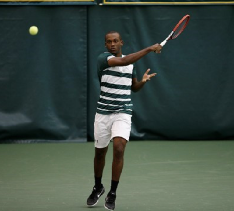 Tennis: Both men and women tie up records 3-3