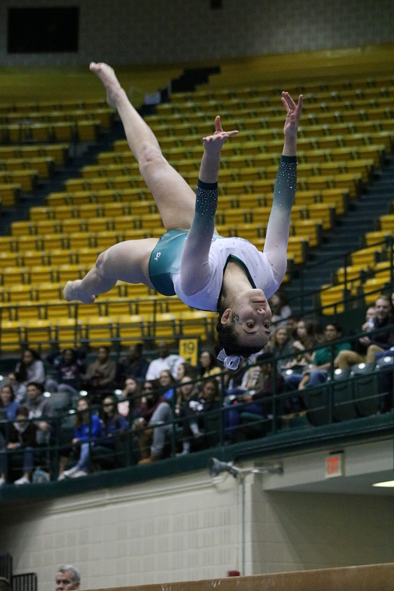 Gymnastics: Men and women experience narrow losses against Navy and Towson