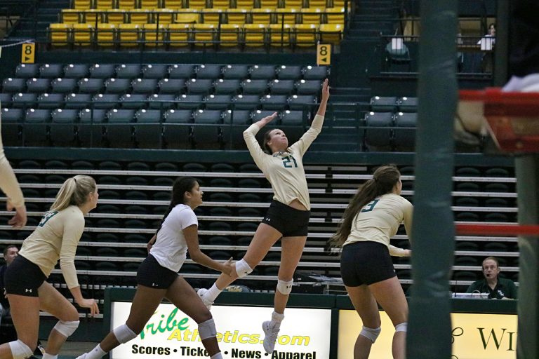 Volleyball: Tribe drops final Xavier Invite match in back-and-forth battle