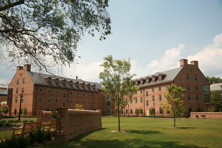 Solitude, health concerns in freshman dorms pose serious COVID-19 risks