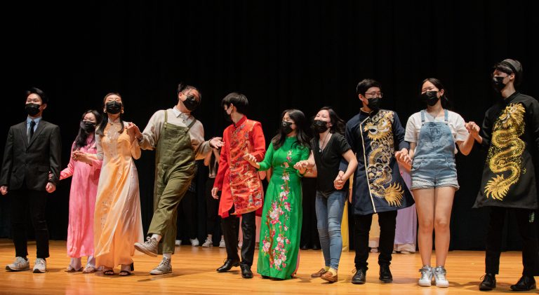 Williamsburg’s own Little Saigon: The College of William and Mary’s Vietnamese Student Association makes debut with cultural performance