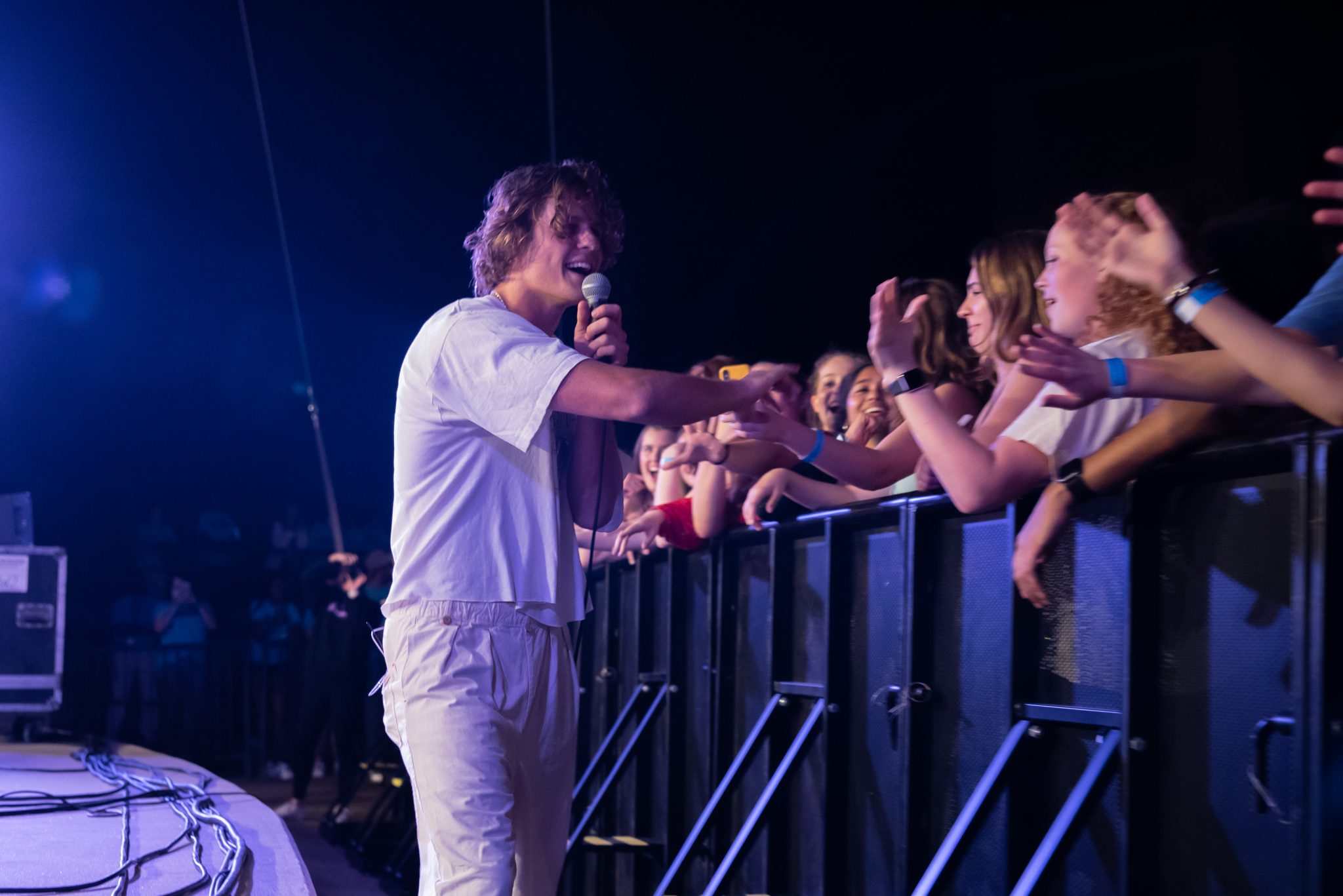 Photo Series Social House, Cody Lovaas take the stage at Matoaka