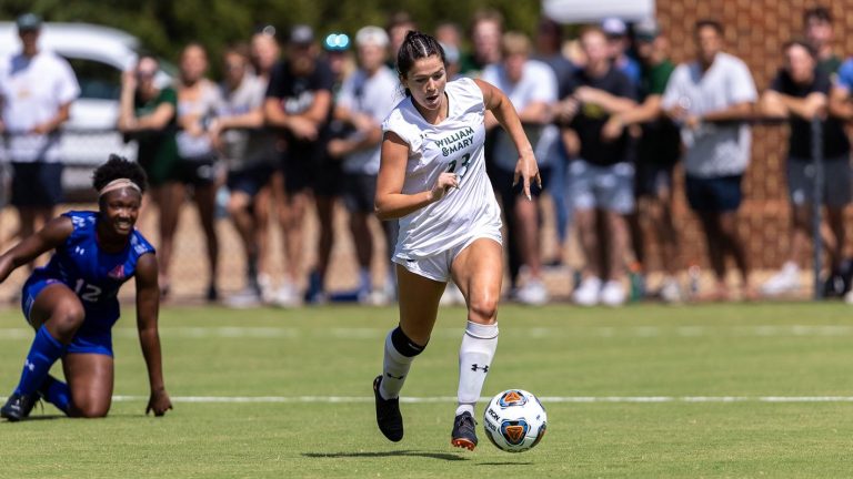 Crain rounds out standout freshman season with CAA Rookie of the Year, All-CAA First Team honors