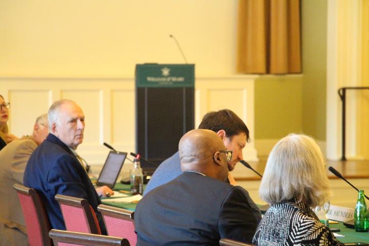 Board member Stephen J. Huebner '76, P '09 looks towards his right during a meeting of the Richard Bland College Committee in February. PEERAWUT RUANGSAWASDI // THE FLAT HAT