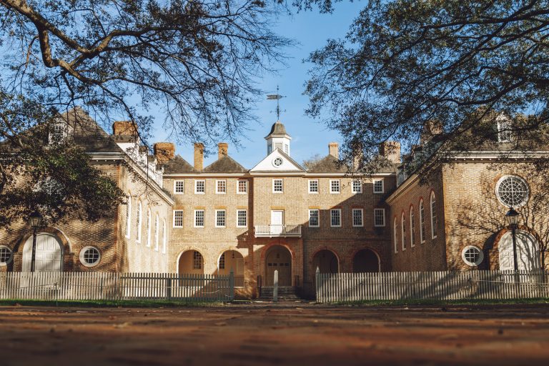 Wren building to undergo renovations, senior regalia to be distributed early