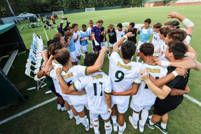 Men’s soccer completes fierce comeback, defeats Binghamton 2-1