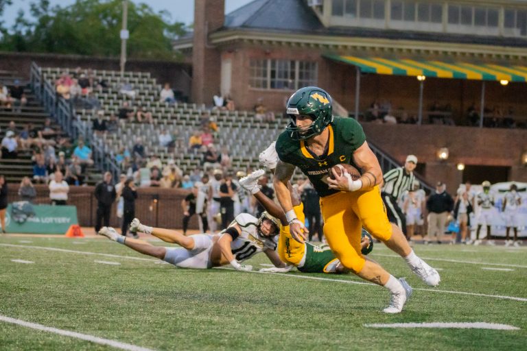 No. 5 William and Mary football overpowers Maine 28-3, improves to 4-0 on season