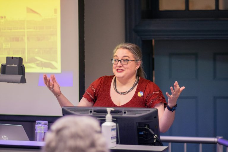 Alumna Kimberley Cossley discusses Finnish-Russian history