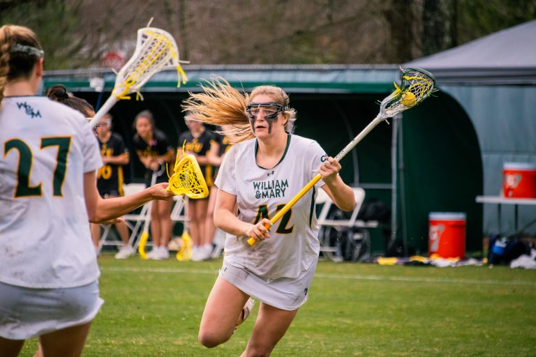 Green and Gold overpowered at home, loses to Delaware 19-9