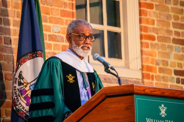 Cleveland Francis recounts time at College in Convocation speech