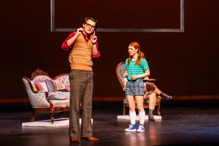 Offscript Theatre Talk: “Fun Home” authentically captures grief, complex family dynamics