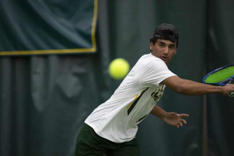 Tribe men’s tennis cruises past Richmond, snaps five-match losing streak