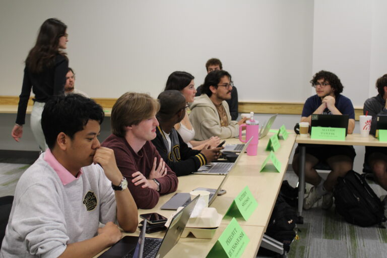 Student Assembly Senate confirms cabinet secretaries, to start voting on bills in alphabetical order