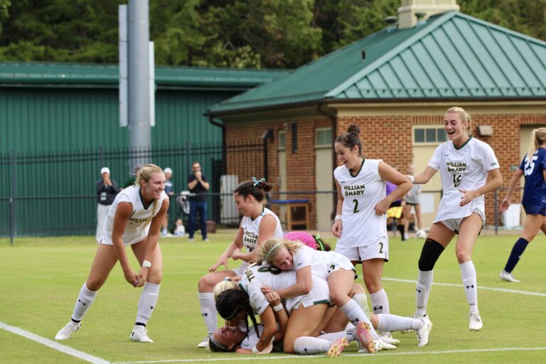Women’s soccer wins back-to-back as season winds down