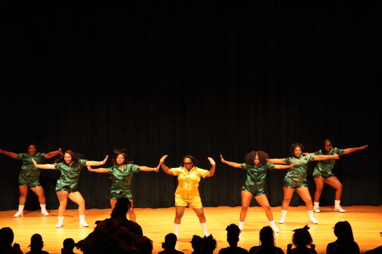 Stomping for nostalgia: Emerald Elite Stomp n’ Shake Cheer performs “Back in the Day” showcase