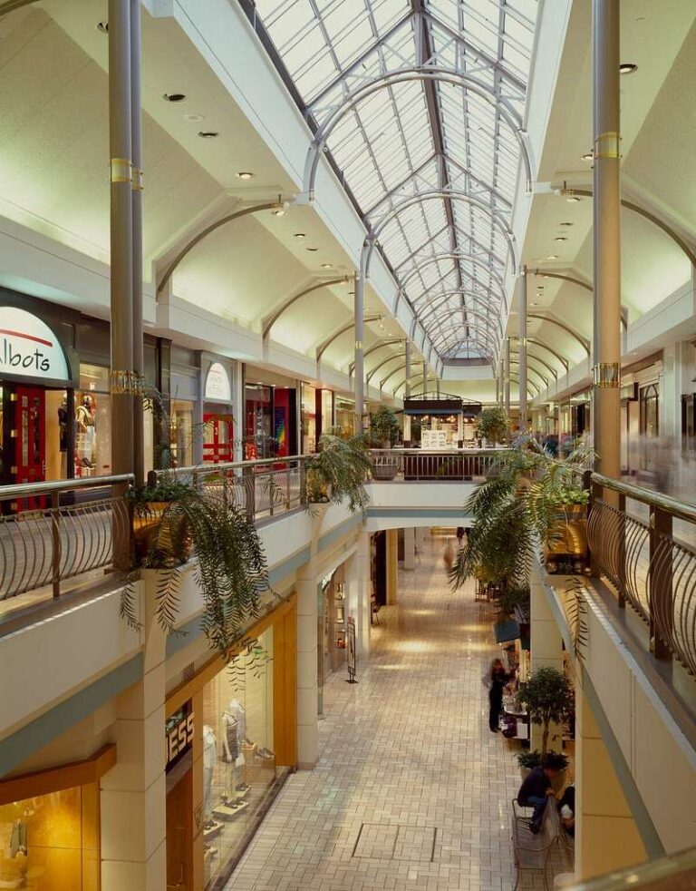 The two faces of Virginia